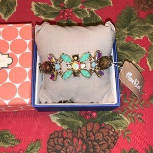 NWT Max & Zoe green stone bracelet.